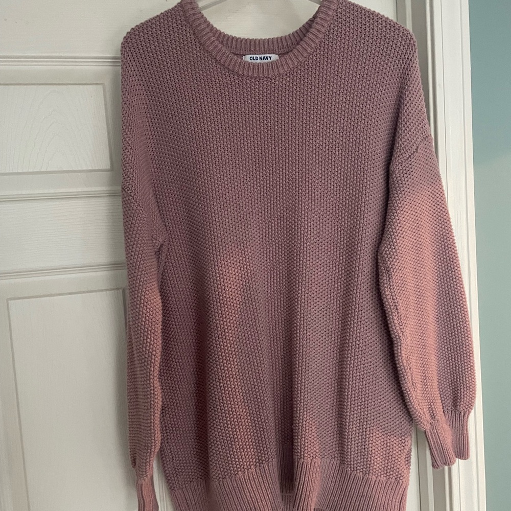 Old Navy Women's Mauve Crew Neck Sweater